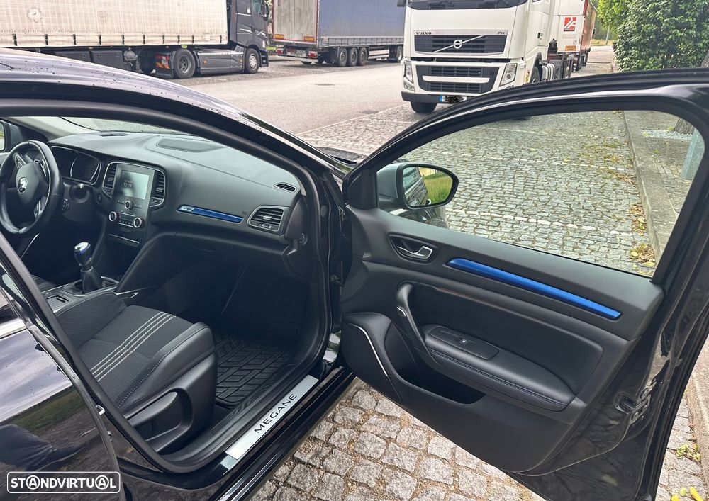 Renault Mégane - 9
