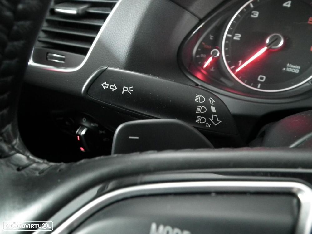 Audi Q5 2.0 TDi quattro S-line S-tronic - 33