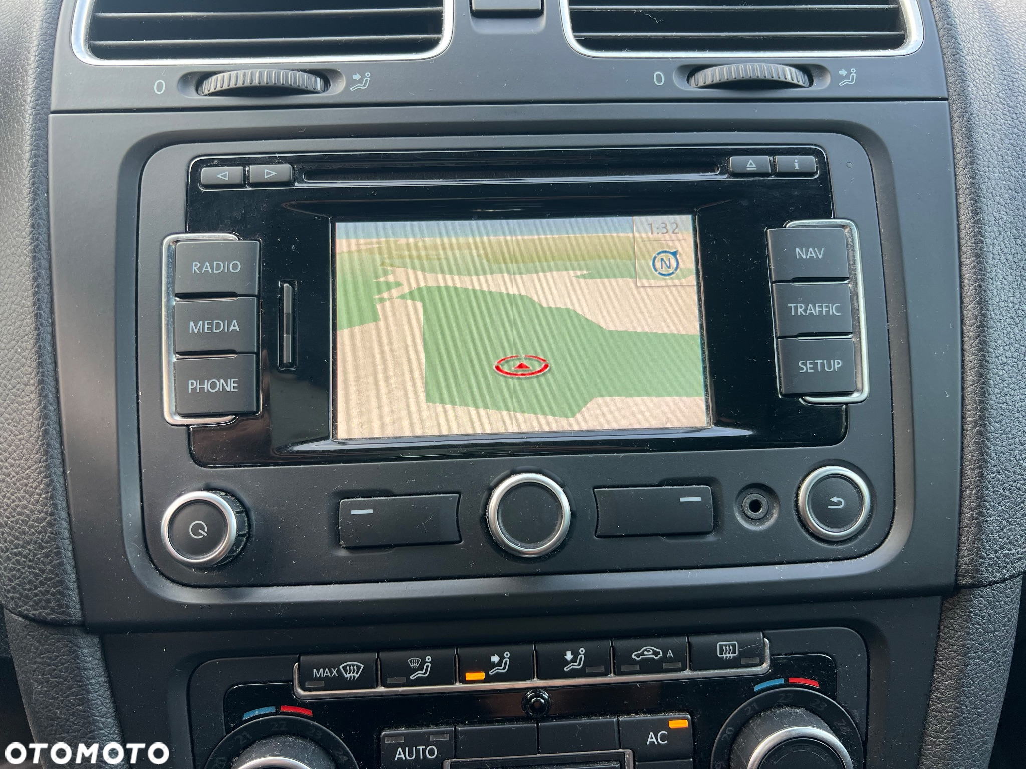 Volkswagen Golf 2.0 GTI DSG - 12