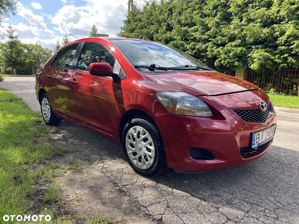 Toyota Yaris - 1