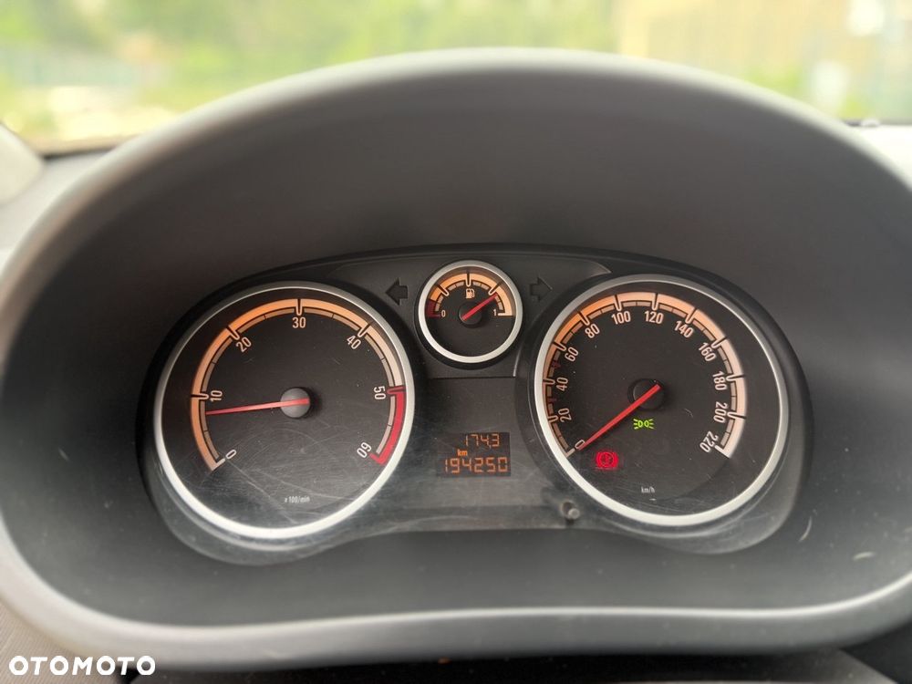 Opel Corsa - 18