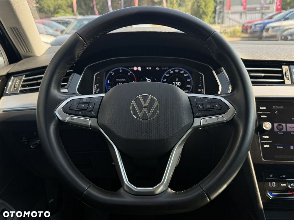 Volkswagen Passat 2.0 TDI Elegance DSG - 15