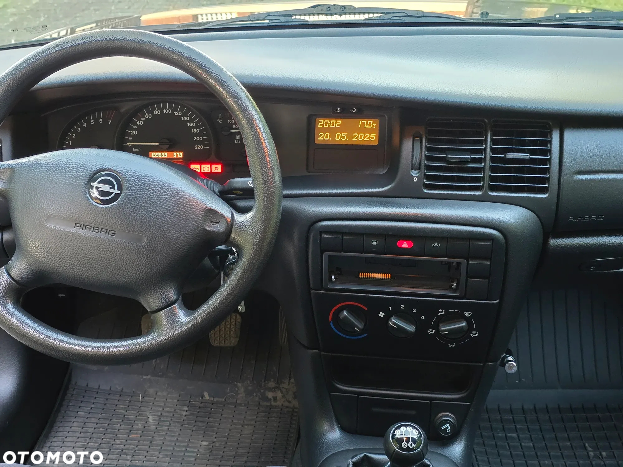 Opel Vectra 1.6 GL Plus - 12