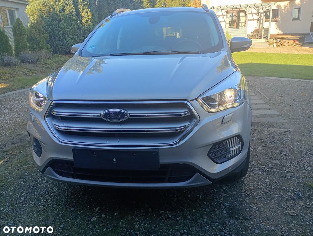 Ford Kuga - 16
