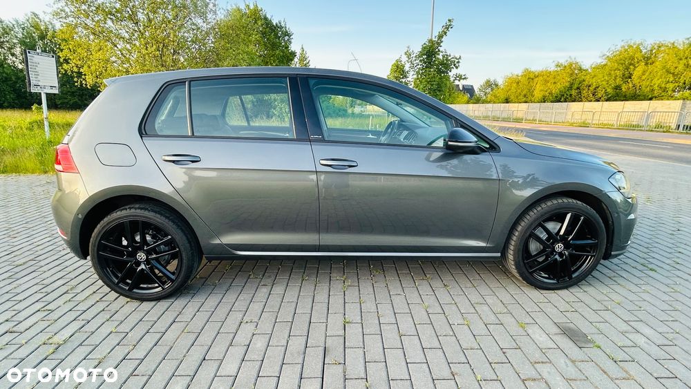 Volkswagen Golf 1.6 TDI SCR DSG IQ.DRIVE - 16