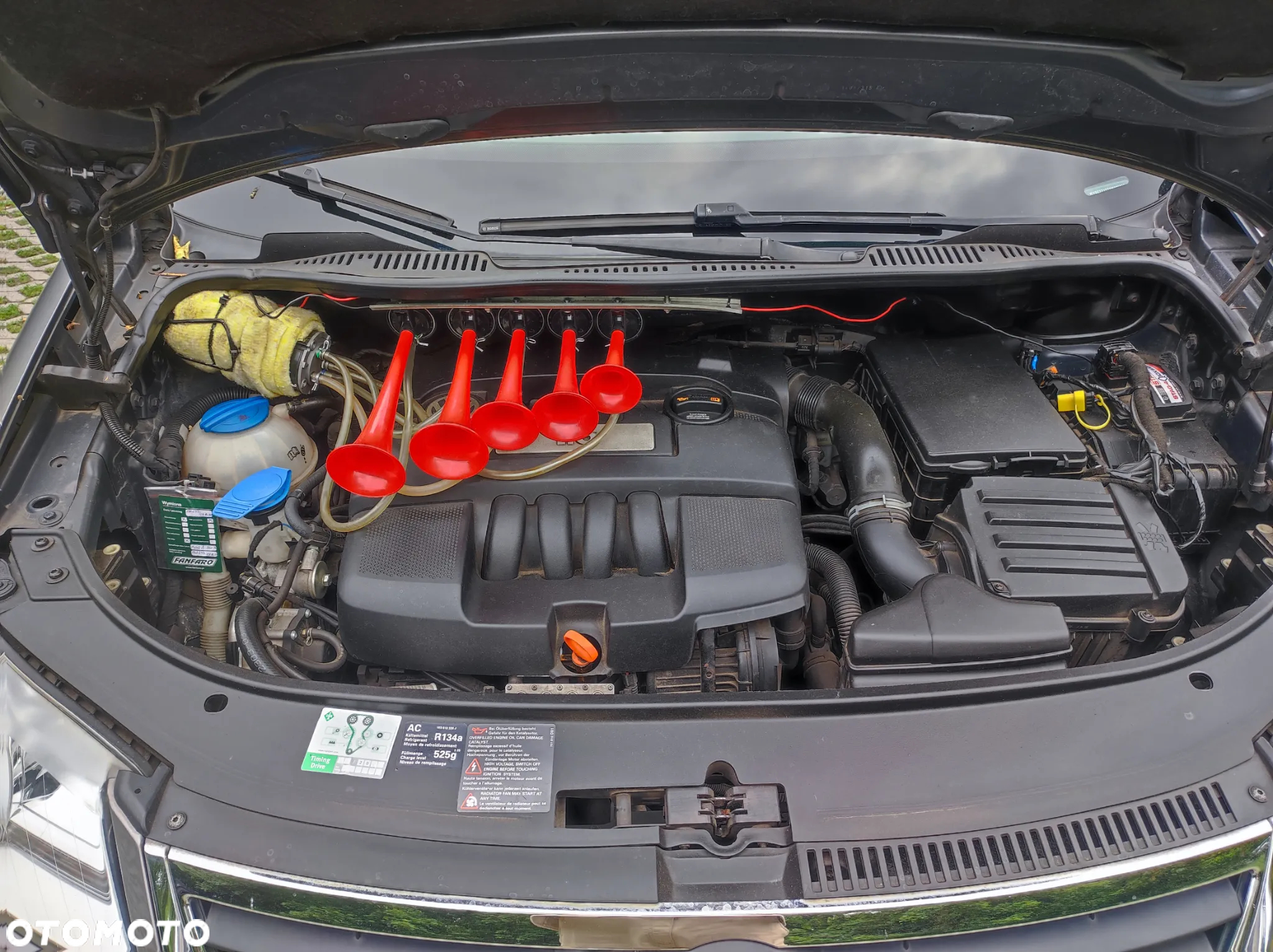 Volkswagen Touran - 10
