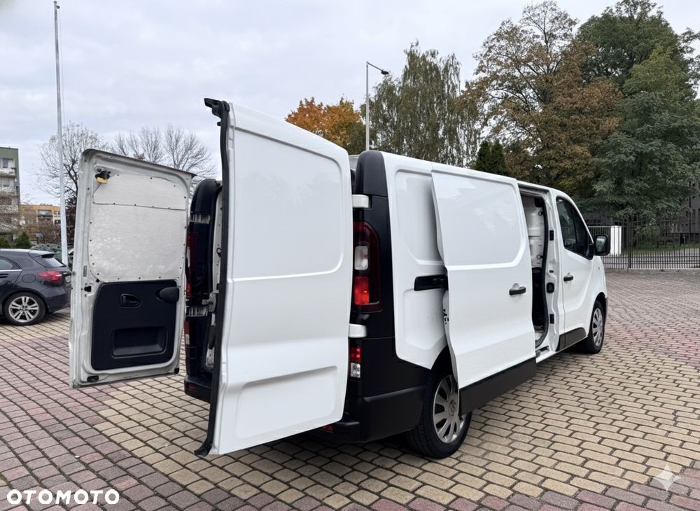 Renault Trafic - 31