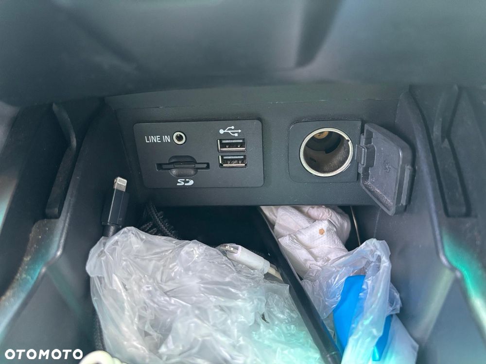 Ford Explorer - 21
