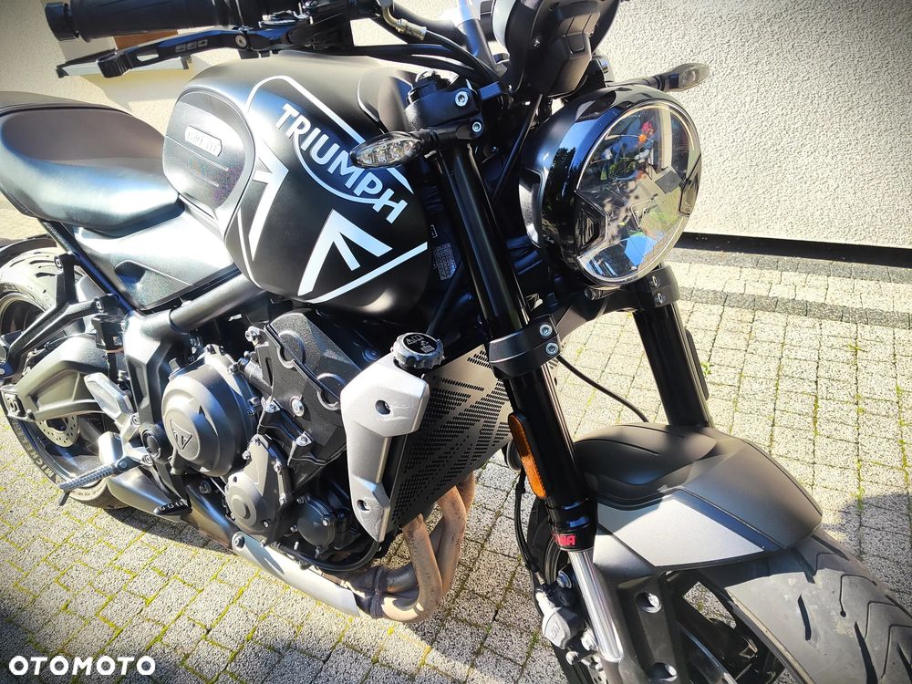 Triumph Trident - 8