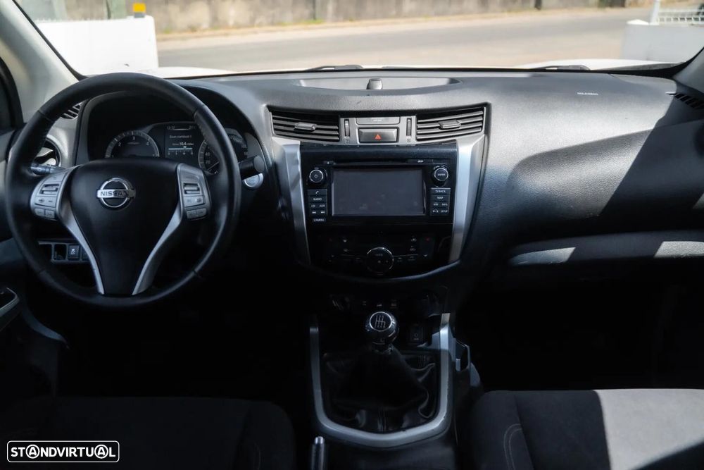 Nissan Navara 2.3 dCi CD 4WD N-Connecta - 18