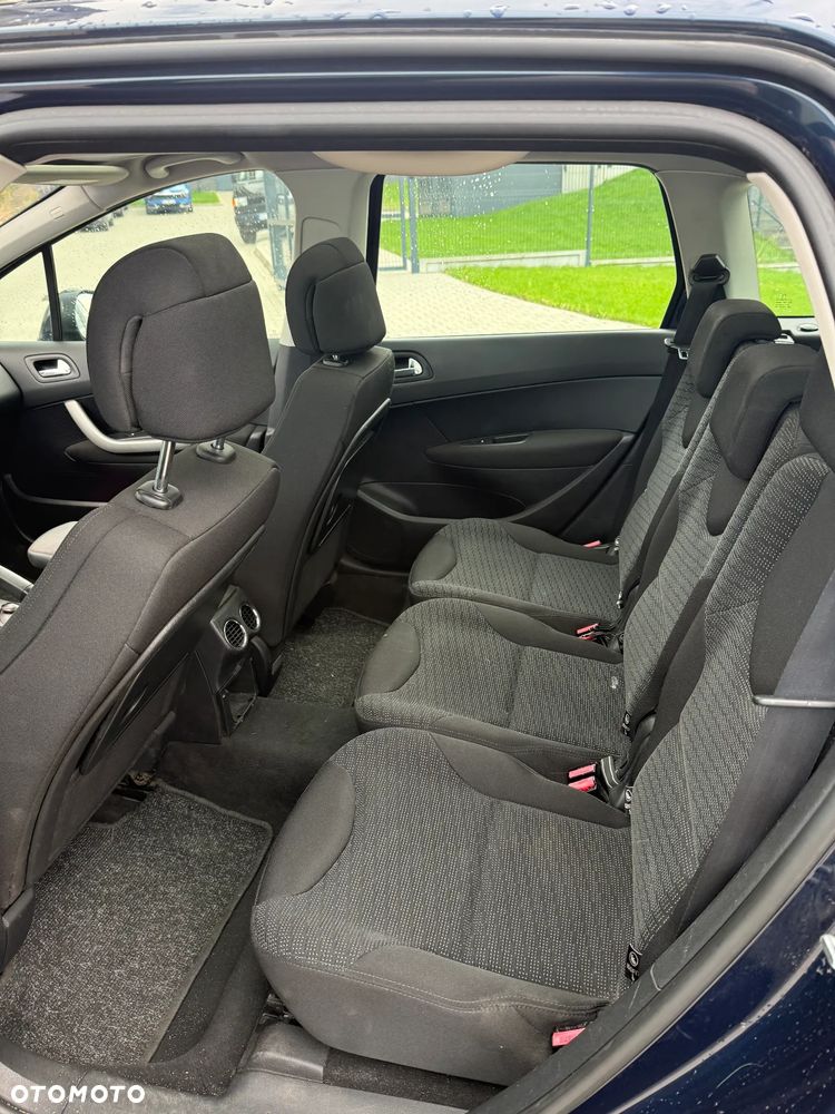 Peugeot 308 1.6 Premium - 9