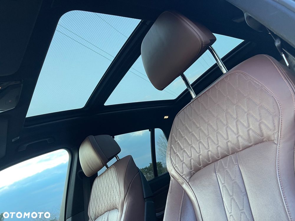 BMW X5 xDrive45e - 18