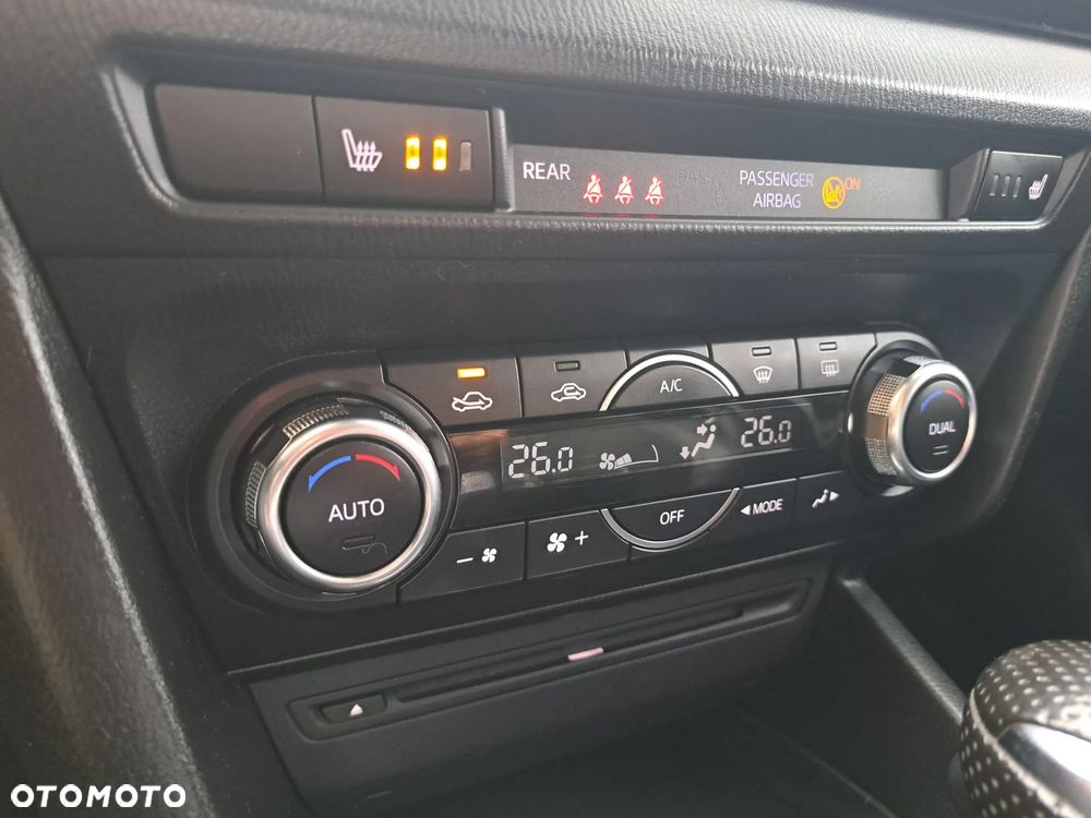 Mazda 3 - 10