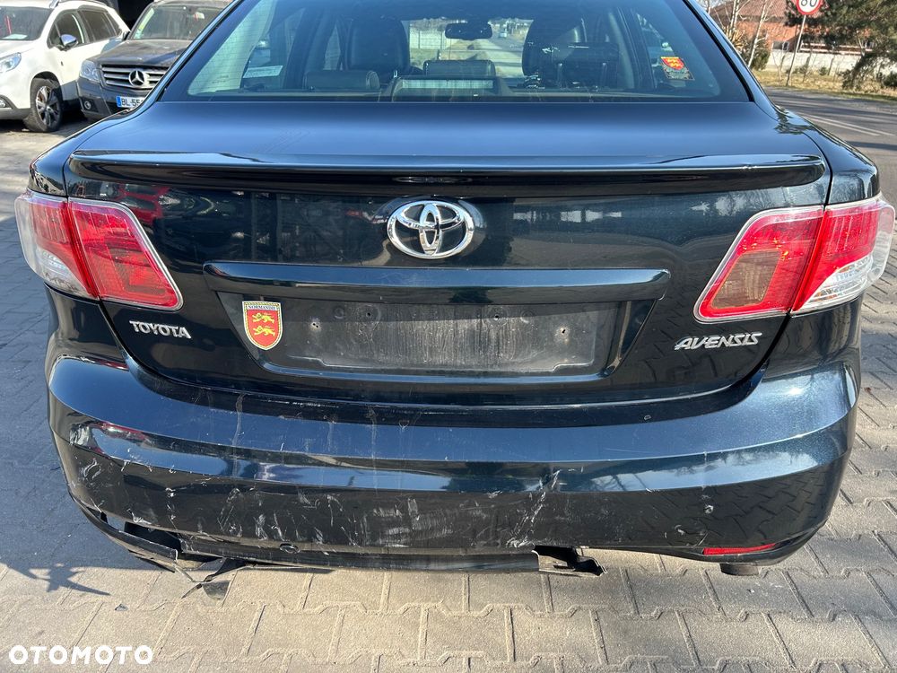 Toyota Avensis - 33