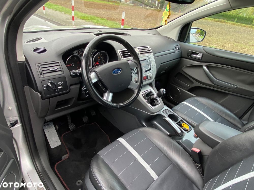 Ford Kuga 2.0 TDCi 4x4 Titanium - 9