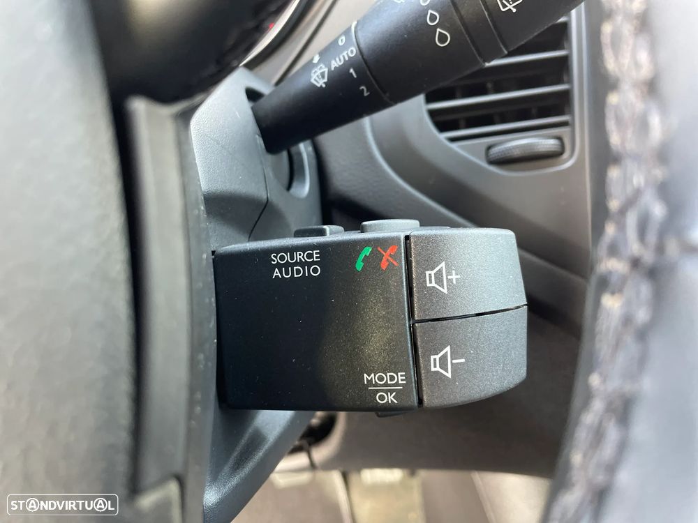 Renault Captur 0.9 TCE Exclusive - 19