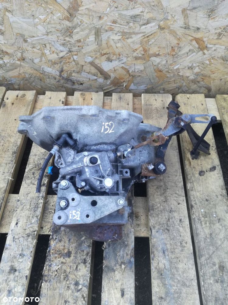 Opel Astra H skrzynia biegów F17C394 Manualna 1.6 Benzyna 105KM 2005r - 3