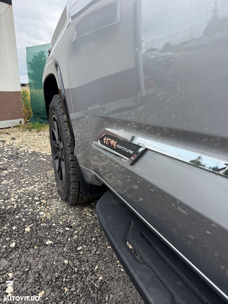 Toyota Tundra - 6