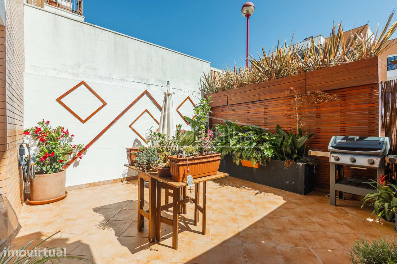 T3 C/ Terraço e Garagem Box em Porto Salvo - Oeiras - Grande imagem: 3/32