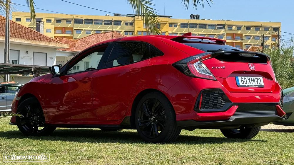 Honda Civic 1.0 i-VTEC Executive Premium - 6