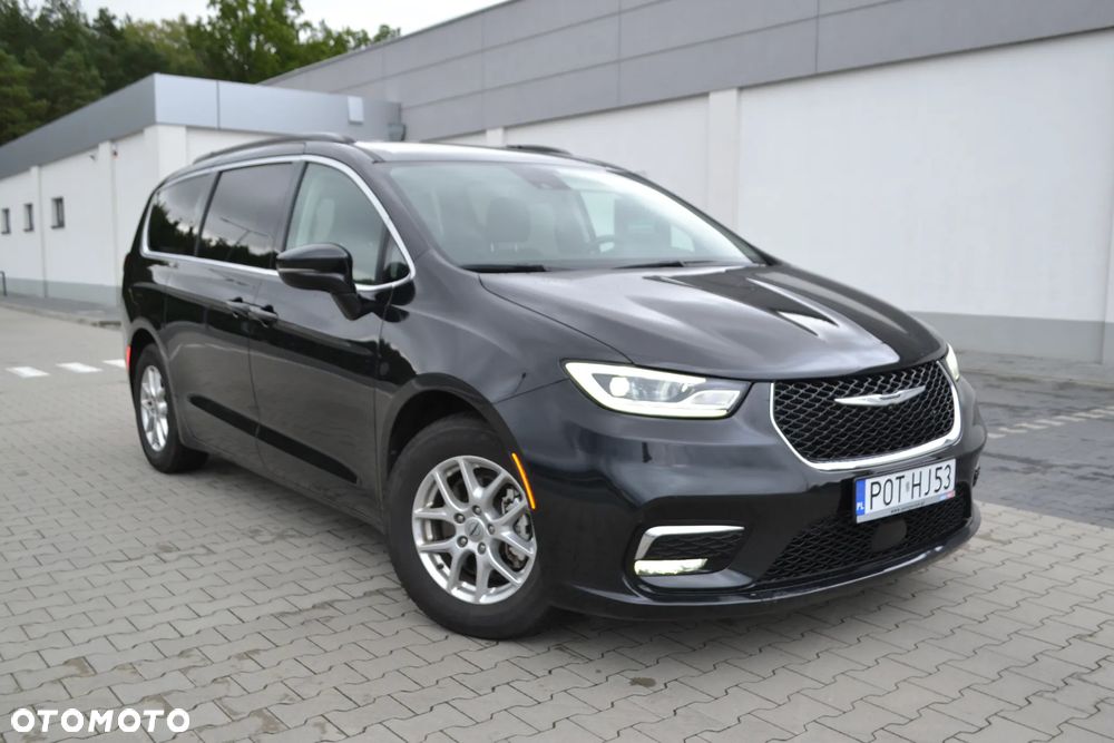 Chrysler Pacifica - 18