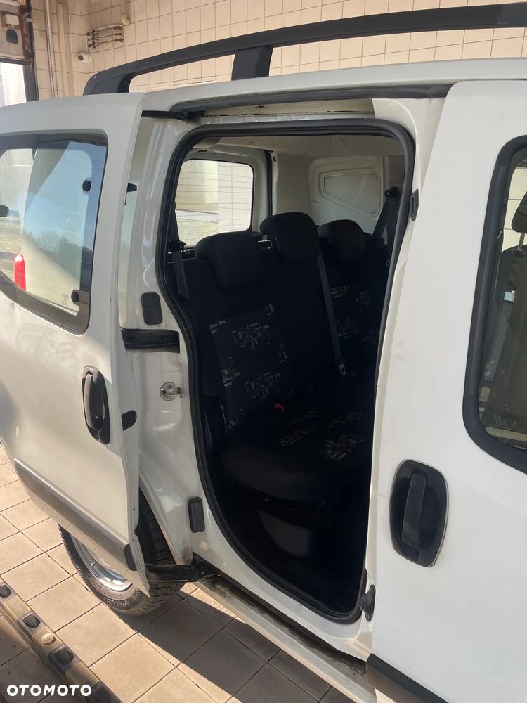 Fiat Fiorino Kombi Adventure - 5