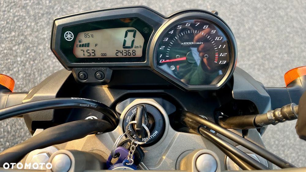 Yamaha XJ - 33