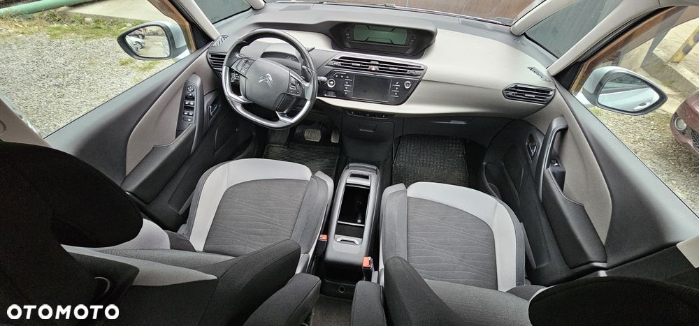 Citroën C4 Picasso - 8