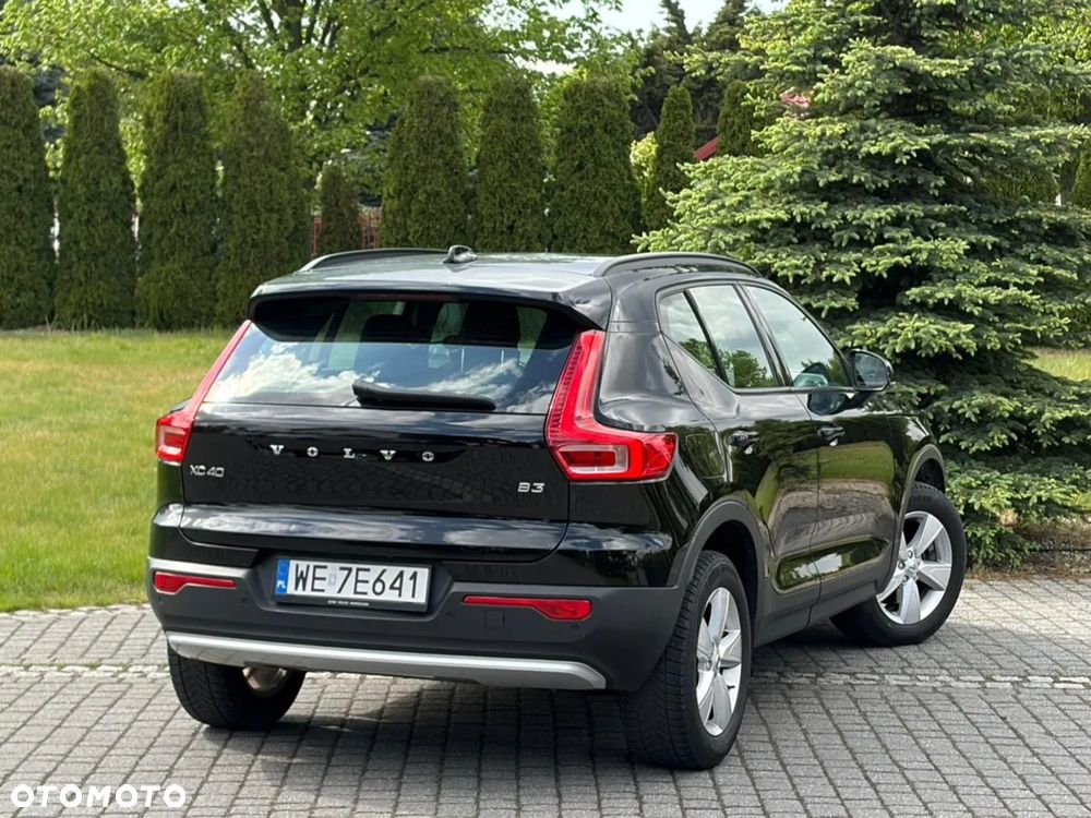 Volvo XC 40 B3 Ultra Dark - 6