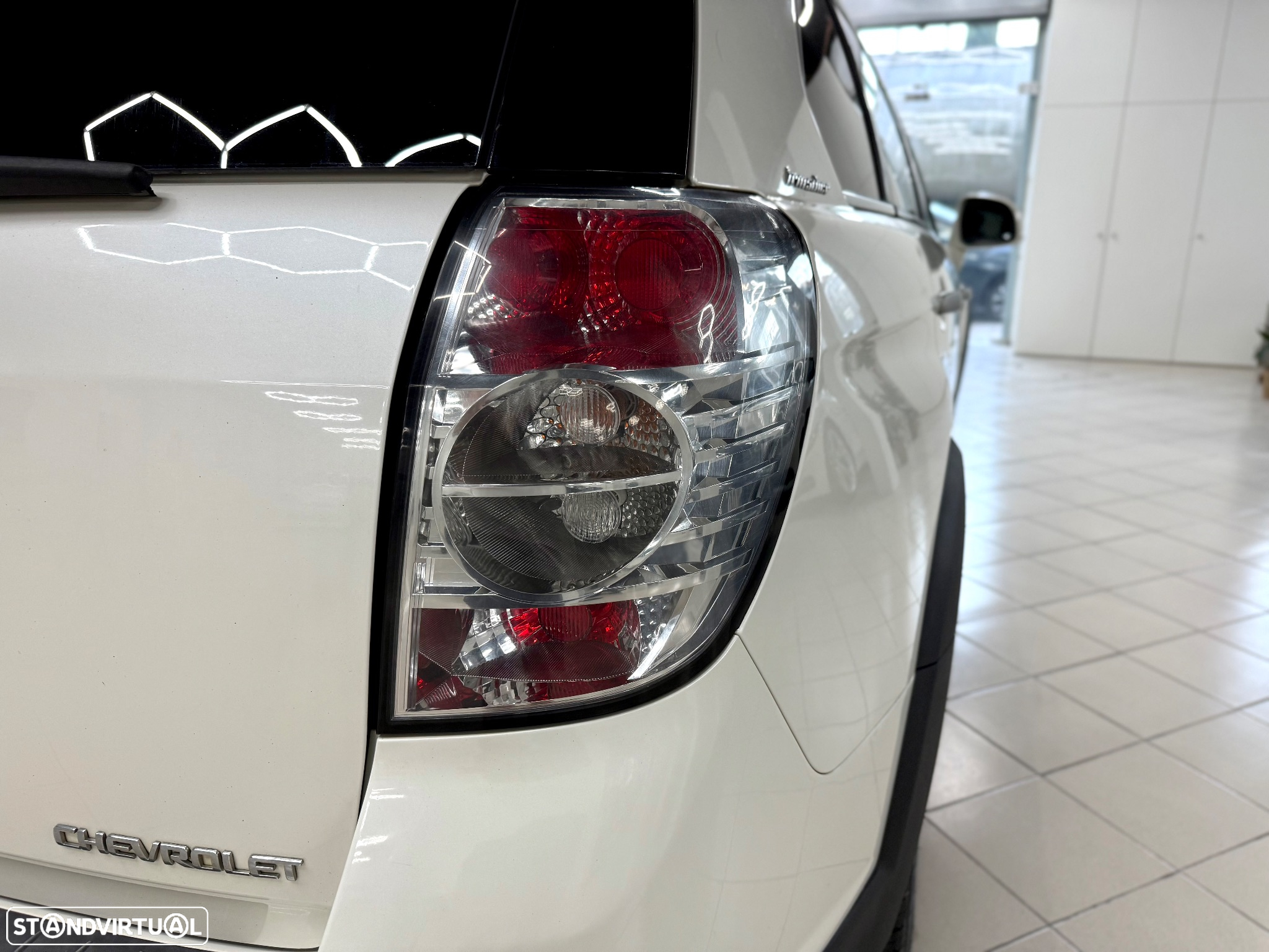 Chevrolet Captiva 2.2 VCDi LTZ Aut. Jet Black - 8