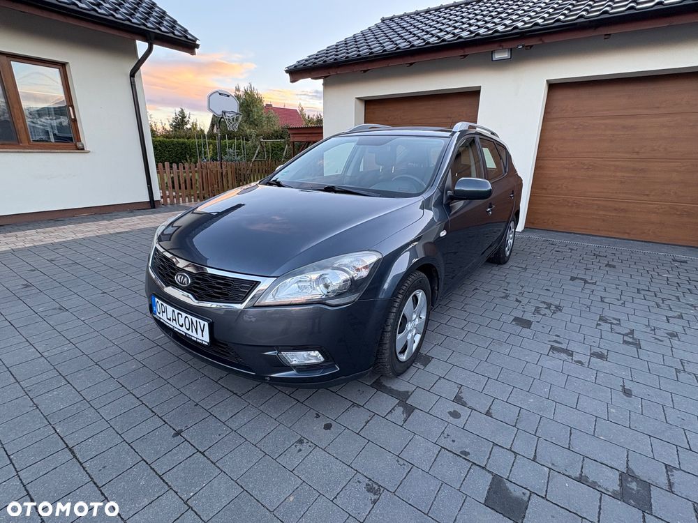 Kia Ceed 1.4 CVVT SW LX - 10