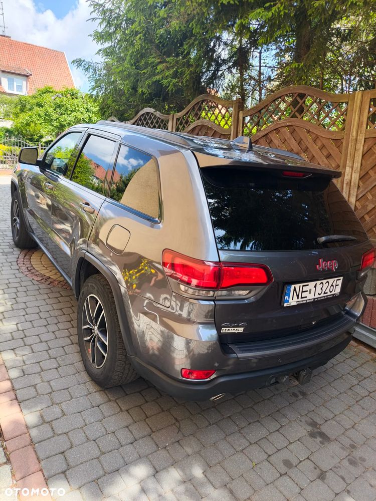 Jeep Grand Cherokee - 5