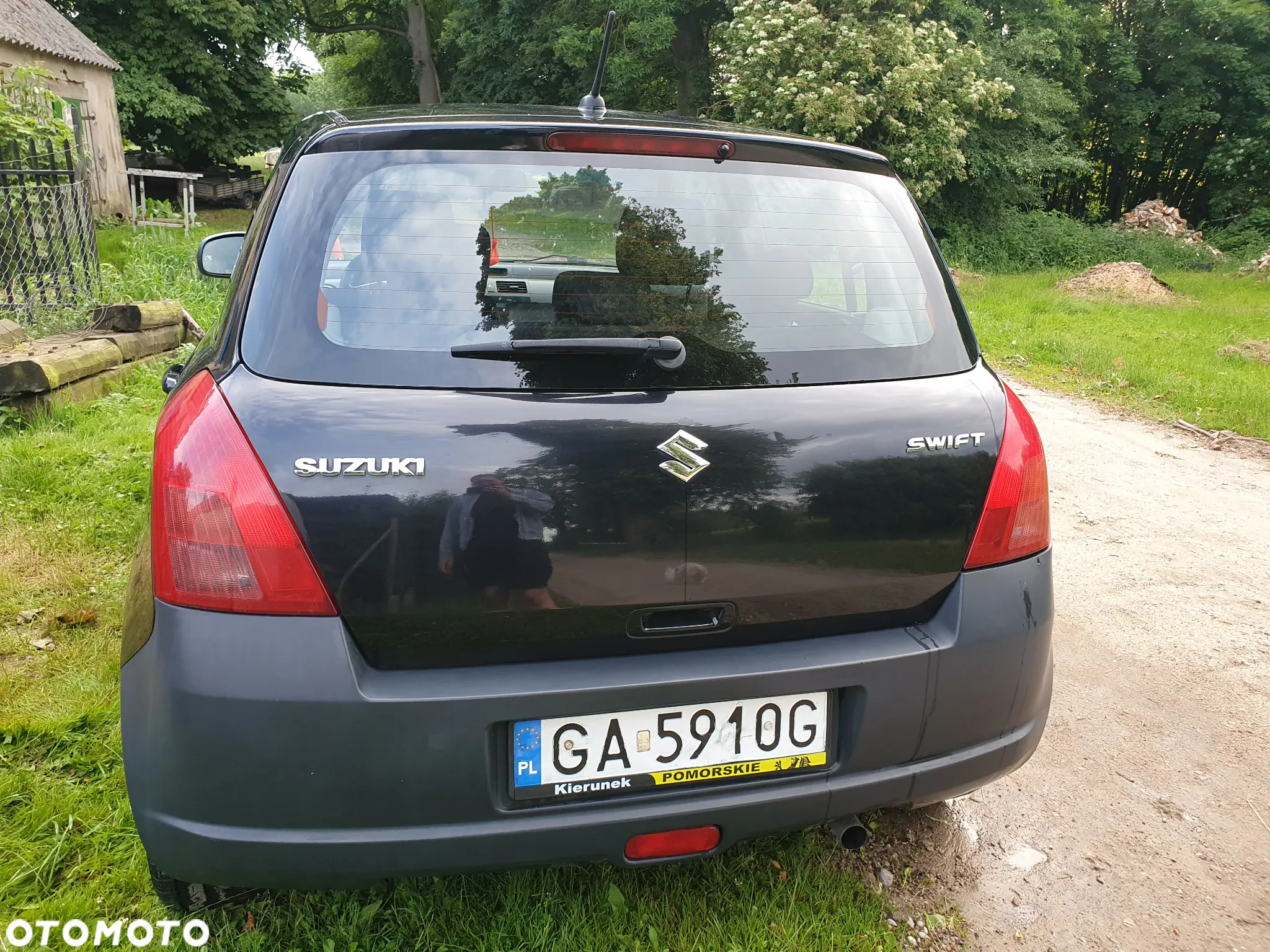 Suzuki Swift - 11