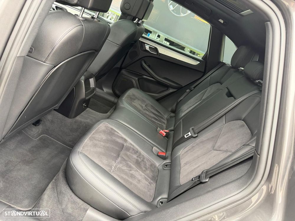 Porsche Macan S - 14