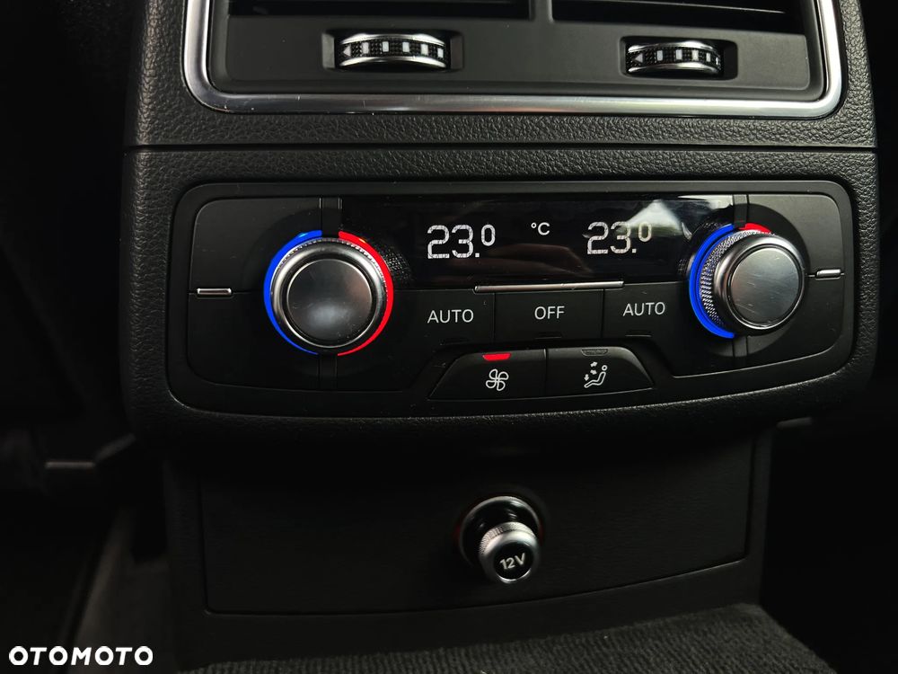 Audi A6 Avant 2.0 TDI Ultra DPF S tronic - 33