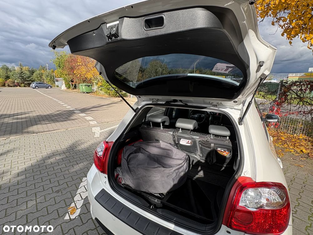 Toyota Auris 1.8 HSD Luna - 12