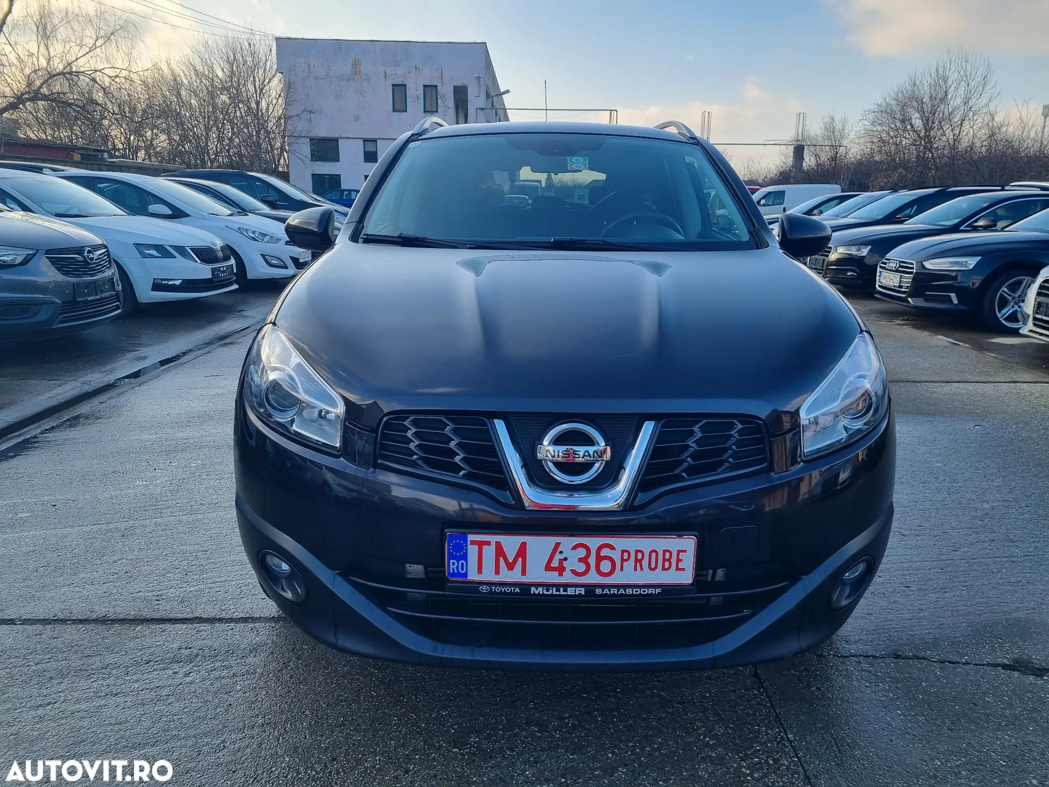 Nissan Qashqai 2.0 DCI 4 x 4 DPF Aut tekna - 2