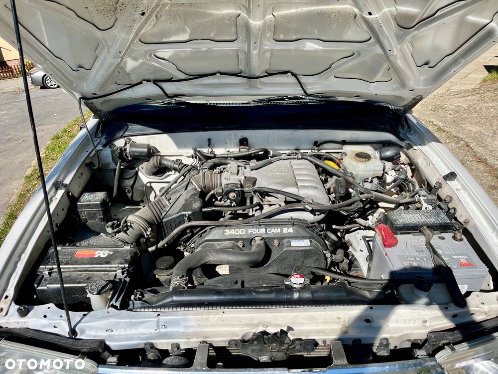 Toyota 4-Runner - 13
