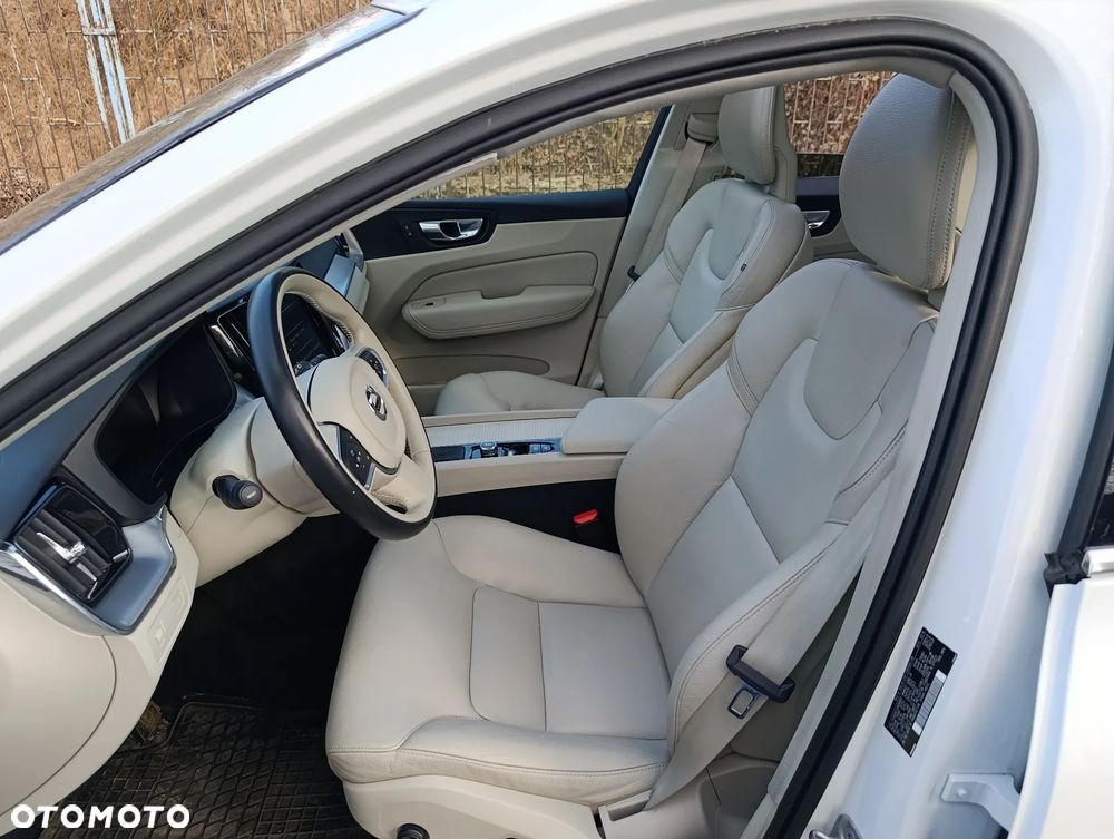 Volvo XC 60 T5 AWD Geartronic Momentum - 14