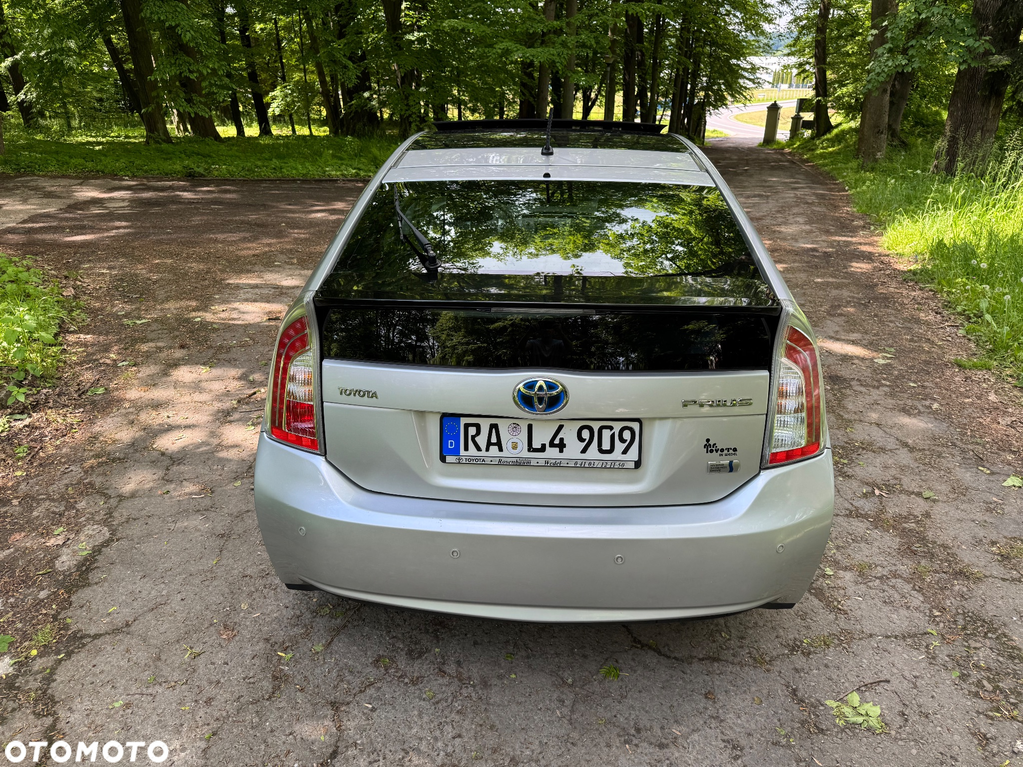 Toyota Prius 1.8 HSD Prestige - 6