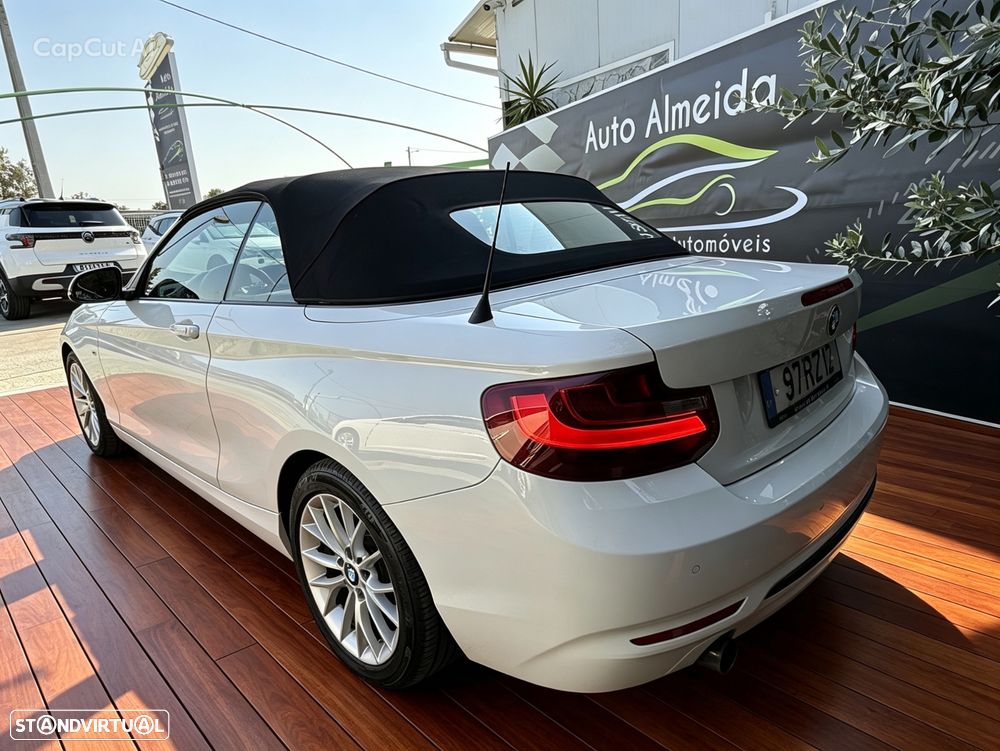 BMW 218 i Cabrio Line Sport Auto - 7