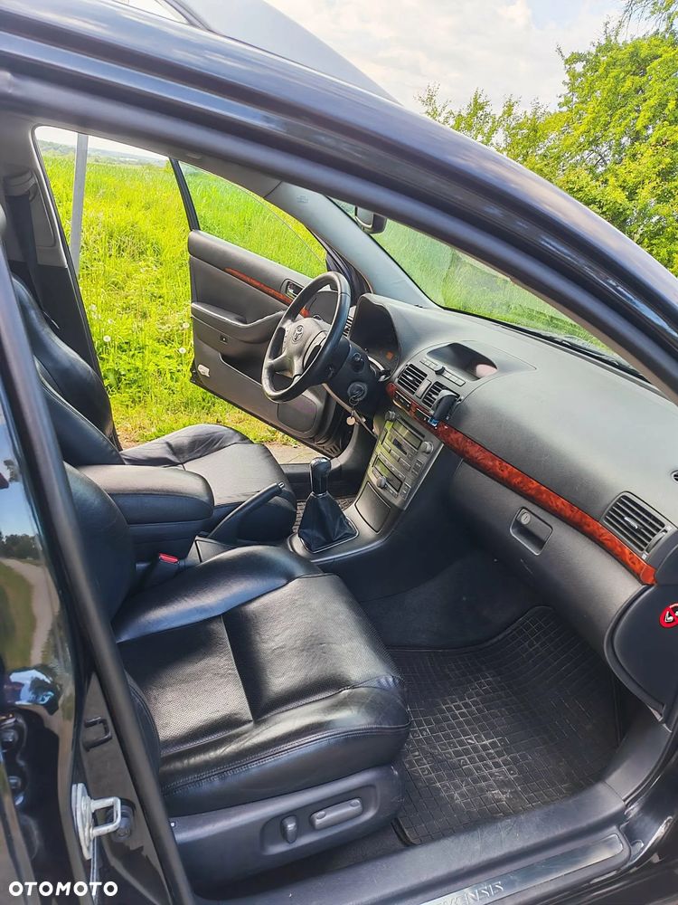Toyota Avensis 2.0 D-4D Prestige - 11