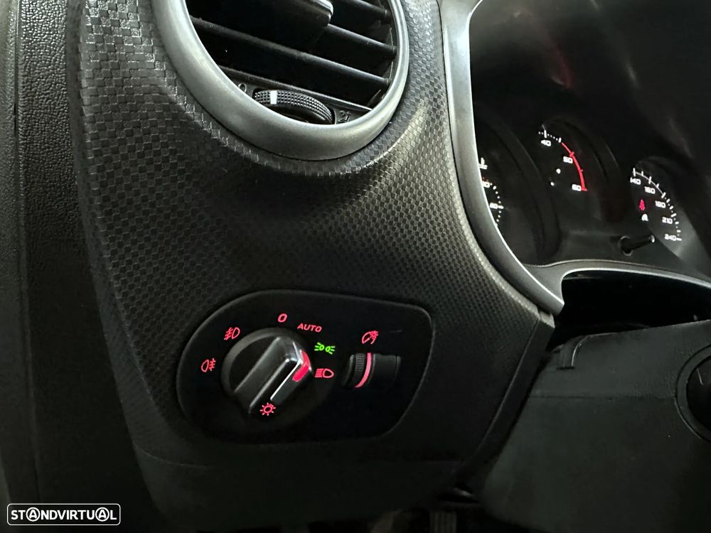 SEAT Leon 1.6 TDI E.Style by Sport - 25