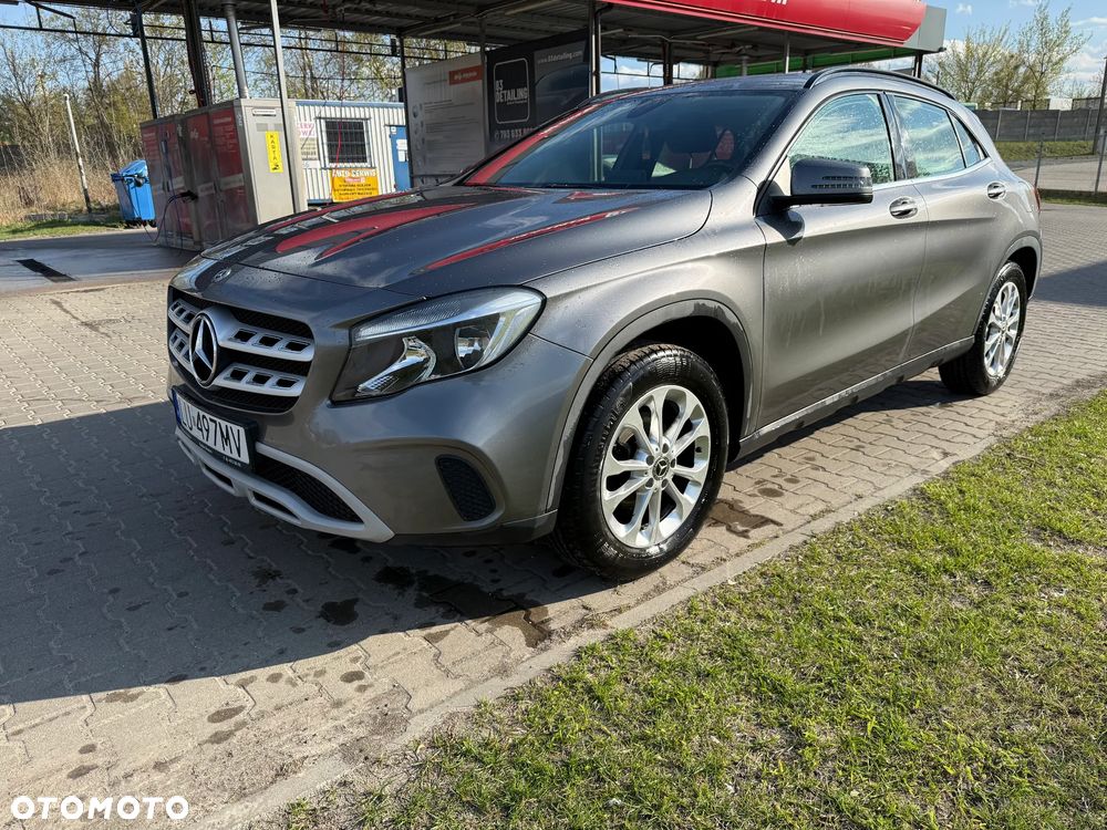 Mercedes-Benz GLA 180 7G-DCT Style - 2