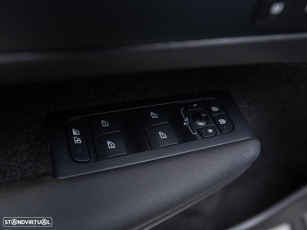 Volvo XC 40 Recharge Twin Ultimate - 16