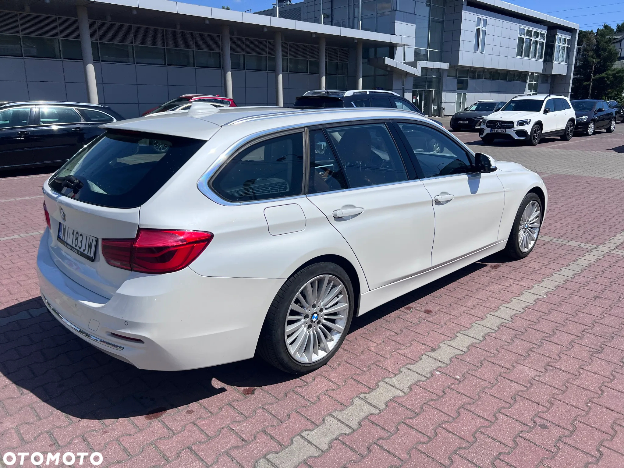 BMW Seria 3 330i xDrive Luxury Line - 5