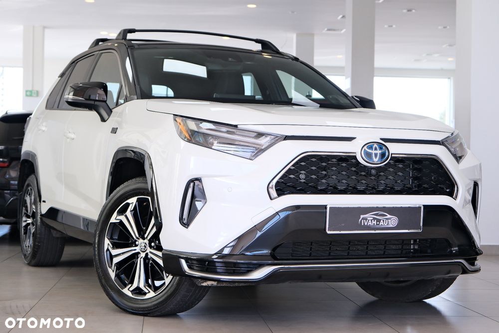 Toyota RAV4 - 1