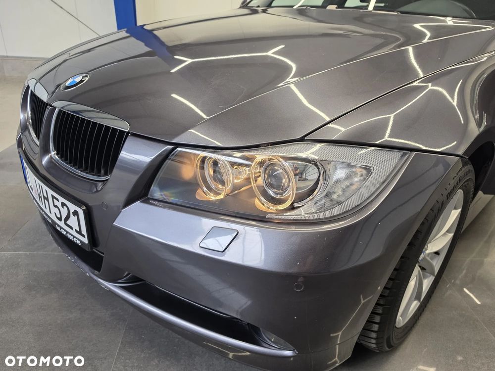 BMW Seria 3 318i Edition Lifestyle - 29