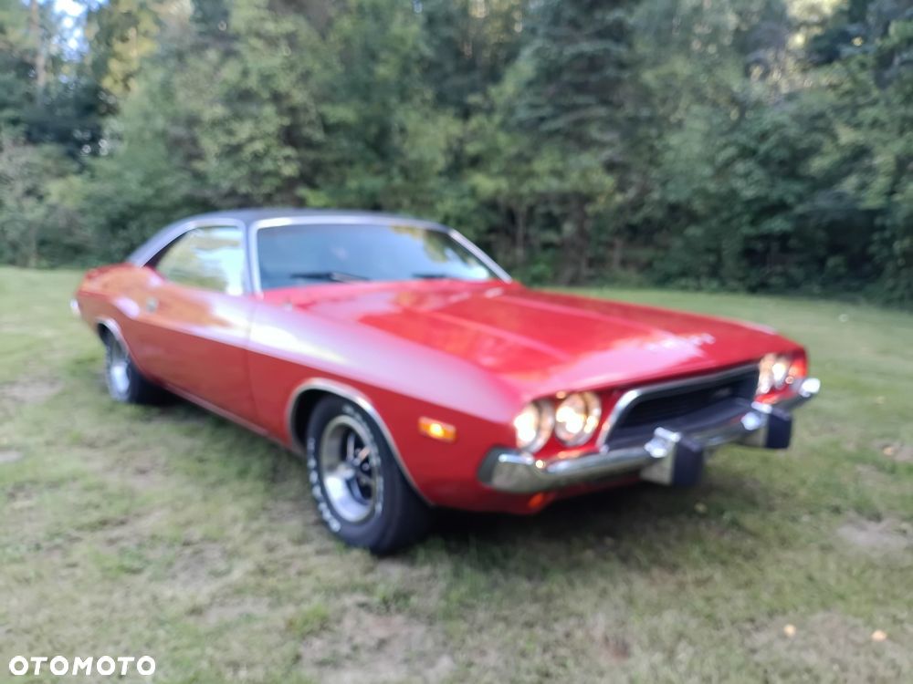 Dodge Challenger - 1