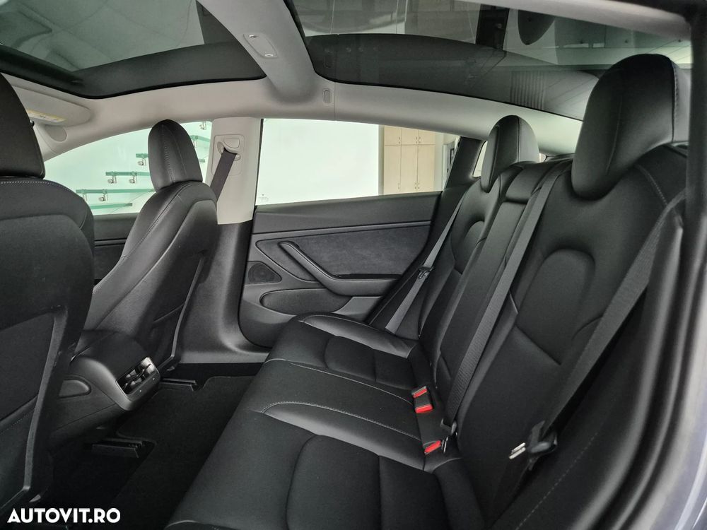 Tesla Model 3 Langstreckenbatterie Allradantrieb Dual Motor - 12